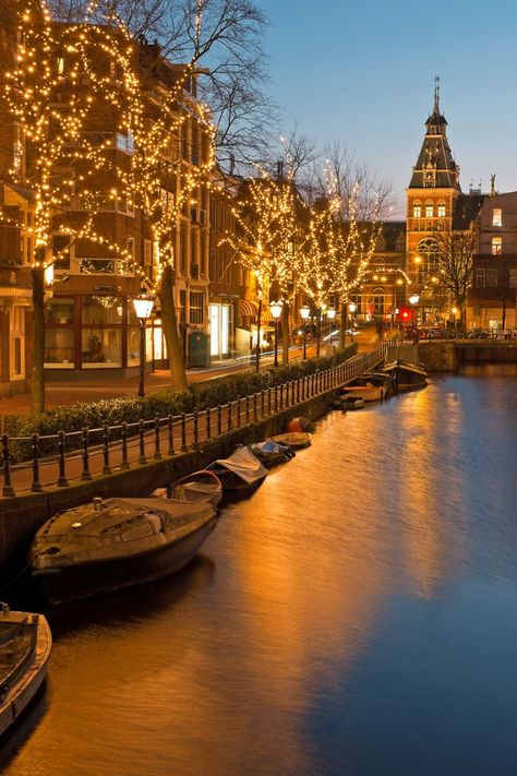 Top 10 Things To Do At Christmas In Amsterdam, Netherlands Things To Do At Christmas, Amsterdam Christmas, Christmas In Europe, Medieval Houses, Netherlands Travel, Amsterdam Travel, Amsterdam City, Countries To Visit, Amsterdam Netherlands