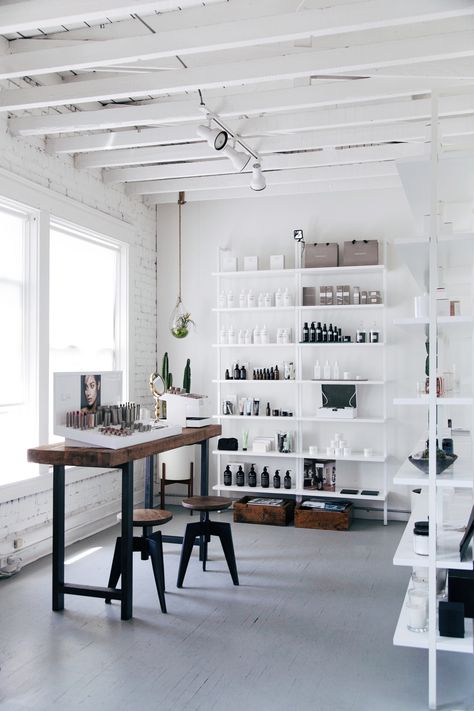 Stairway Bookcase, Artist Home Studio, Juniper Home, Photography Office, Industrial Office Design, Art Studio Design, White Industrial, Library Wall, Salon Suites