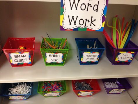 Simple word work that never needs to be changed out! Just fill bins with objects that students can use to build letters/words and read then to a friend. Daily 5 Word Work, Word Work Kindergarten, Language Arts Centers, First Grade Words, Word Work Stations, Word Work Centers, Writing Area, First Grade Teacher, Work Stations