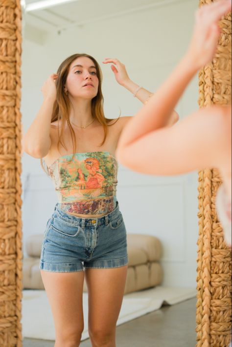 ella rene tiktok brunette model coquette victorian romanticism aesthetic canvas tie-top looking into gold mirror Ella Rene, Friend Group, Downtown Girl, Influencer, Love Her, Actors, Mirror, On Instagram, Quick Saves