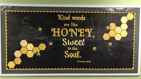 Art Projects Christmas, Bee Bulletin Boards, Religious Bulletin Boards, Bible Bulletin Boards, Kindness Bulletin Board, Holiday Bulletin Boards, Class Bulletin Boards, Christmas Bulletin Boards, Christian Bulletin Boards