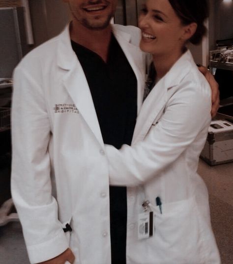 Doctor Boyfriend Aesthetic, Science Couple Aesthetic, Medical Couple Aesthetic, Doctor Husband Aesthetic, Healthcare Couple, Doctors Love Couple, Medical Couple, Dentist Couple, Doctor Boyfriend