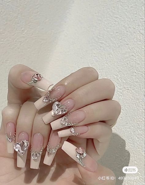 Nail Douyin, Dragon Nails, Unique Nail Art, Beauty Hacks Nails, Asian Nails, Nice Nails, White Nail Art, Blush Nails, Glamorous Nails