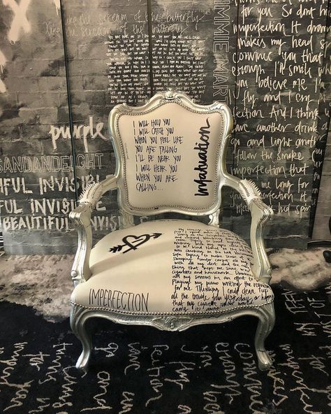 Jimmie Martin, Graffiti Furniture, Homemade Furniture, Monochrome Interior, Black And White Interior, Furniture Rehab, Creative Furniture, Interior Design Art, Upcycled Furniture