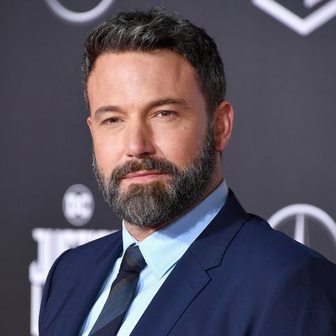 Ben Affleck spoke about the Harvey Weinstein allegations. Ben Affleck Movies, Gilmore Girls Gifts, Louis Ck, Ben Affleck Meme, Shakespeare In Love, Good Will Hunting, Harvey Weinstein, Winter Wedding Guests, The Third Person