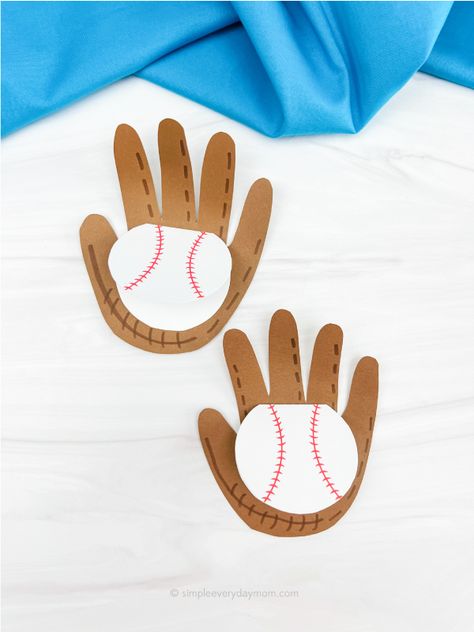 Baseball Crafts For Kids, Handprint Baseball, Summer Sports Crafts, Sport Themed Crafts, Kids Sports Crafts, Baseball Activities, Toddler Sports, Football Crafts, Baseball Crafts