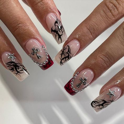 MIRRORS shared a post on Instagram: "Tattoo Tribal #explore #explorepage #explorenails #lanailtech #nycnailtech #slcnailtech #naildesign #nailartist". Follow their account to see 116 posts. Clover Nails Design, Black Clover Nails, Clover Nails, La Nails, Anime Nails, Instagram Tattoo, Make Up Inspo, I Love Nails, Black Clover