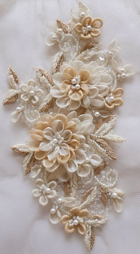 3d Flower Embroidery Couture, 3d Organza Flower Embroidery, Organza Flower Embroidery, Sulaman Pita, Flowers And Pearls, Куклы American Girl, Tambour Embroidery, Organza Flowers, Architecture Home