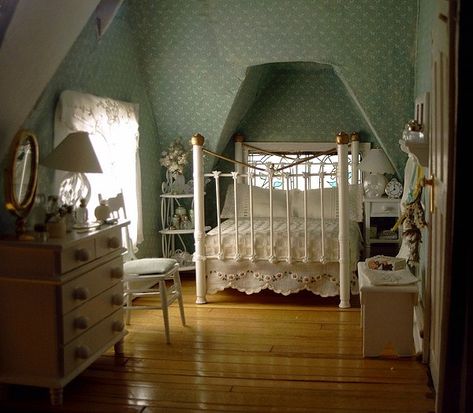 Glencroft Dollhouse, Doll House Bedroom, Croft House, Miniature Bedroom, Barbie Bedroom, Dollhouse Rooms, Dollhouse Bedroom, Mini Doll House, Dolls House Interiors