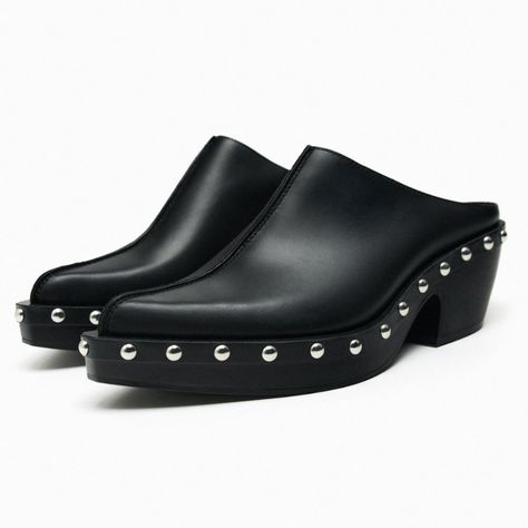 Nwt Black Studded Pointed Toe Leather Clogs, 8 Brand New Zara Studded Clogs In Black, 8 Pointy Toe, Block Heel (2.3in/5.8cm) Clogs W/ Studded Edge Detail 100% Cow Leather W/ 100% Polyester Lining, 100% Sbs Sole & 100% Polyurethane Insole Thanks For Looking!!! Zara Mules, Pink Kitten Heels, Sparkly High Heels, Studded Clogs, Pink Mules, Studded Shoes, Zara Heels, Wooden Clogs, Zara Leather