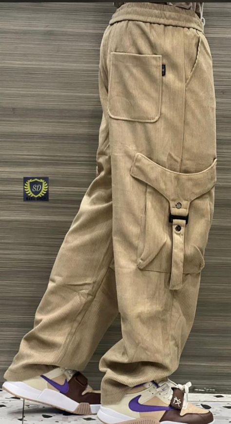 Joggers Outfit For Men, Mens Cargo Pants Outfit, Joggers Men Outfit, Mens Pants Fashion Casual, Cargo Pants Outfit Men, Outfit Ideas 2024, African Wear Styles For Men, African Dresses Men, Mens Casual Outfits Summer