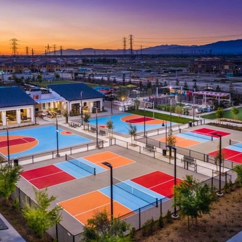 Community Basketball Court, Pickle Ball Court Colors, Pickleball Court Design, Pickleball Court Colors, Tennis Court Design, Outdoor Sports Court, Sports Facility Architecture, Pickleball Courts, Sports Court