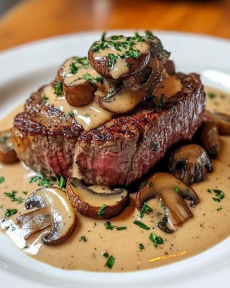 Food Aversion, Stadium Food, Brooklyn Food, Steak Diane, Food Meat, Healthy Food Dishes, Kochi, Food Obsession, Interesting Food Recipes