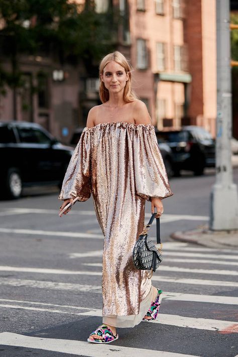 Fashion Inspo Spring, Outfit Essentials, New York Street Style, New York Fashion Week Street Style, Street Style Shoes, Nyfw Street Style, Looks Street Style, Street Style Summer, Spring Street Style