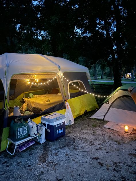 large Tent camp camping outdoors glamping Tent Camping Tips, Tent Camping Aesthetic, Camping Tips And Tricks, Best Tent, Camping Essentials List, Group Camping, Camping Must Haves, Camping Set Up, Big Tents