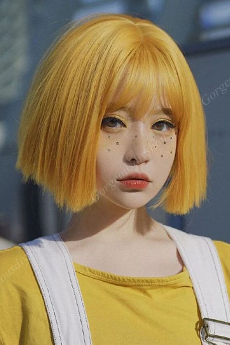 This post has the BEST yellow hair ideas! I can't wait to buy a few of these wigs!! Yellow Hair Color, Short Straight Hair, Aesthetic People, Yellow Hair, Hair Reference, Short Wigs, Straight Wig, Portrait Inspiration, 인물 사진