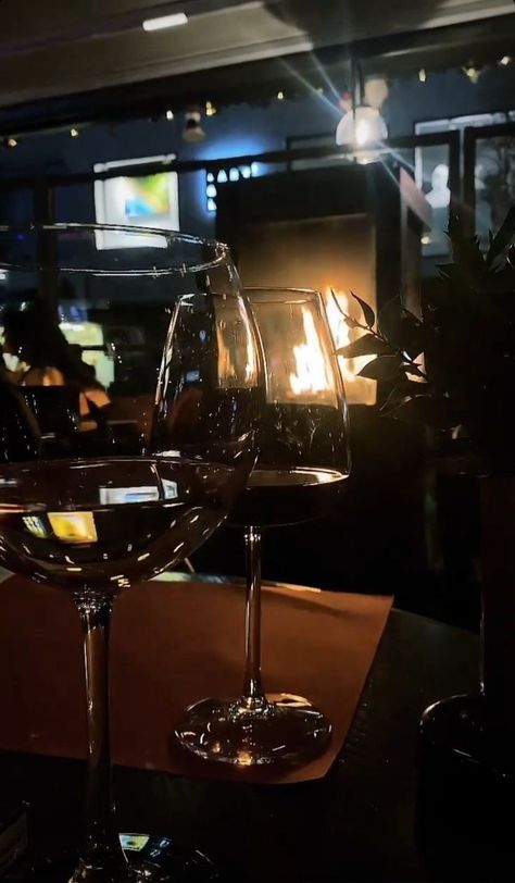 Coffe Night Storie Instagram, Wine Fake Story Instagram, Fake Wine Story, Fake Date Story, Party Fake Story, Date Night Fake Story, Bar Fake Story, Night Out Fake Story, Insta Fake Story