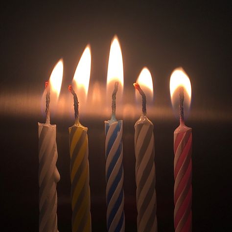 День Рождения #свечи #праздник #эстетика Birthday #candles #holiday #aesthetics Birthday Candles Aesthetic, Candle Background, Dripping Candles, 500 Followers, Candle Aesthetic, Wallpapers Vintage, Group Chat, Birthday Candles, Painting & Drawing