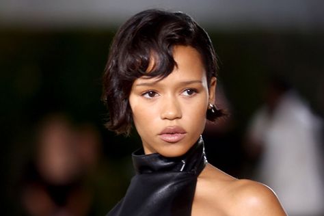 Taylor Russell Hair, Bella Hadid Short Hair, Tay Russell, Academy Museum Gala, Taylor R, Academy Museum, Taylor Russell, Dream Hair, Runway Models