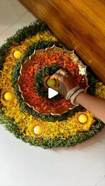 Rohini Deepthi Natti on Instagram: "Mustard Microgreens Rangoli 2023 ☘️🪔 Follow @rohinis.kitki for more creative ideas!  Tried a new spiral micro-greens pattern this Diwali which turned out so amazing 😍 Don’t you agree?  I made two swirls in two different plates. Took about 6 days to grow into a lush green. And used water diyas for a change 😊 Prefer clay diyas though.. these were gifted so using them ☘️  So tell me, will you be joining the Microgreen Rangoli Activity this year? Just refer to highlight - Microgreens for details and join my group for interactive updates. Will post group link in stories again.🤗  Happy Diwali!  Green Diwali, Sustainable Decor, Eco Friendly, Flower Rangoli  #diwalidecorations #rangoli #flowerrangoli #diwalidecor #diwalireels #festivedecor #festiveseason" Diwali Rangoli With Flowers And Diyas, Diwali Flower Rangoli Ideas, Water Diyas, Eco Friendly Rangoli, Diwali Flower Decoration, Diwali Flower Rangoli, Green Diwali, Happy Diwali Rangoli, Diya Decoration Ideas