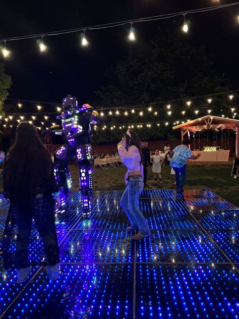 Get a dancing robot for Quinceañera’s, Weddings, or aby party. It will be a hit. At Home Quinceanera Ideas, Quinceanera Aesthetic Party, Quince Party Ideas, Backyard Quince, Dark Hazel Eyes, Zepeto Background Aesthetic Living Room, Quinceanera Dance, Quinceanera Traditions, Quinceanera Dresses Blush