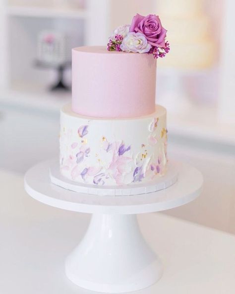 Pastel Colour Cake, Pastel Color Cake, Pink And Purple Cake, Best Wedding Cakes, Purple Cakes Birthday, Pastel Cake, Lavender Cake, Special Event Cakes, Wedding Cakes Elegant