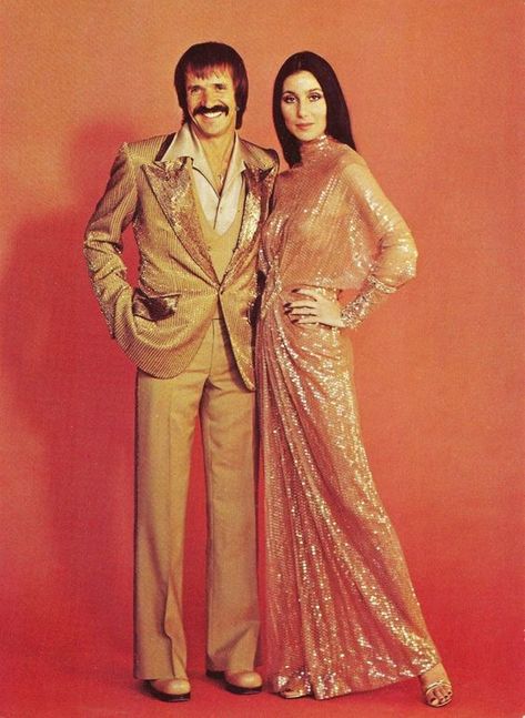 1970s Cher and Sonny - gold sequin dress, gold suit Cher 1970s, Moda Disco, Sonny And Cher Show, Cher 70s, Cher Show, Sonny And Cher, Look Disco, Cher And Sonny, Cher Outfits