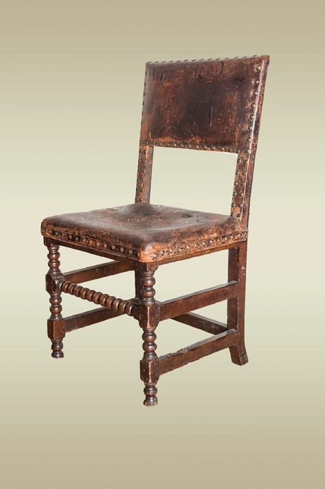 17th century oak chair Medieval Prison, Jacobean Furniture, Medieval Farm, Steampunk Rooms, Medieval Tavern, Classic Chairs, Cowhide Chair, Seating Design, Gothic Furniture