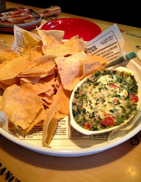 Bubba Gump Shrimp Company Far Out Dip Recipe - Secret Copycat Restaurant Recipes Bubba Gump Recipes, International Food Day, Shrimp Dip Recipes, Corn Fritter, Dip Recipes Hot, Bubba Gump Shrimp, Spinach Artichoke Dip Recipe, Party Bites, Spinach Dip Recipe