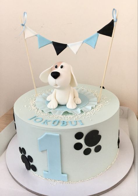 Dogs Cake Design, Cakes Dog Theme, Cake For Dog Design, Cakes For Dogs Design, 1st Birthday Cake Dog Theme, Dog Birthday Cake Design Ideas, Dog Theme Smash Cake 1st Birthdays, Smash Cake Dog Theme, Dog Cake Design Ideas Simple