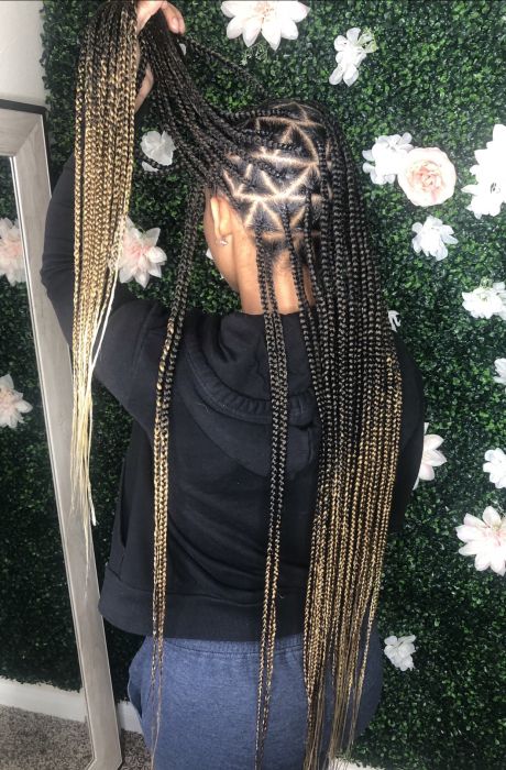 Ombre Knotless Braids, Triangle Part Braids, Triangle Braids, Triangle Box Braids, Weave Hairstyles Braided, Big Box Braids, Big Box Braids Hairstyles, Box Braids Hairstyles For Black Women, Protective Hairstyles Braids