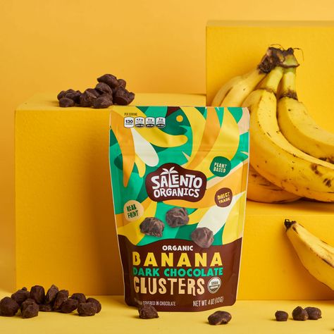 (50) Salento Organics – Packaging Of The World Confectionary Packaging, Banana Packaging, Chips Logo, Chips Packaging Design, Banana Dark Chocolate, Organic Chips, Fruit Chips, Chocolate Clusters, Chip Packaging