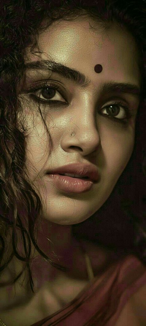 Anupama Cute Pics, Anupama Parameswaran Sketch, Anupama Parameswaran Wallpaper, Anupama Parameswaran Hot Pic, Anupama Parameswaran New Pics, Anupama Hd Photos, South Indian Hot Actors, Potrait Reference Pics, Heroines Photos Hd