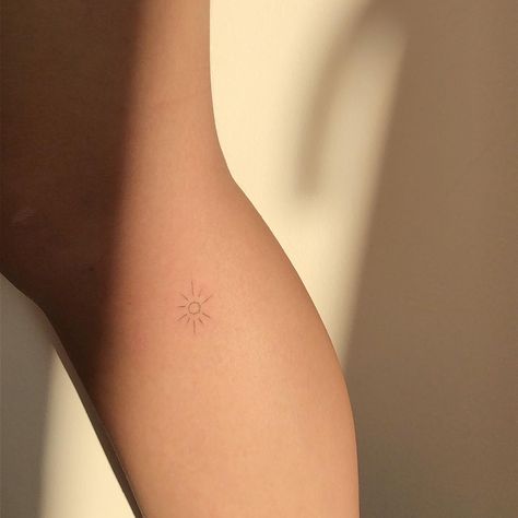 Sunshine Outline Tattoo, Simple Line Sun Tattoo, Sun Tattoo Small Placement, Sun Dainty Tattoo, Small Red Sun Tattoo, Mini Tats Sun, Handpoke Sun Tattoo, Minimal Sunshine Tattoo, Sun Tattoo Stick And Poke