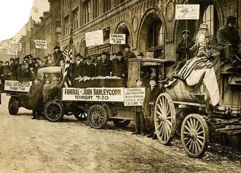 End Of Prohibition, Bar Alcohol, Prohibition Era, One Year Later, Table Room, Al Capone, The Morgan, Uncle Sam, Hudson River