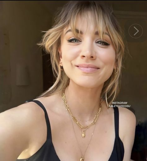 Kayley Cuoco Hair Bangs, Haley Cuoco Hair, Kaley Cuoco Bangs, Kayley Cuoco Hair, Kaylee Cuoco Hair, Heidi Klum Hair, Kaley Cuoco Hair, Triangle Body Shape Outfits, Lady Locks