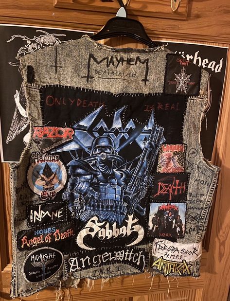 Battle Jackets, Battle Vest, Mens Designer Jeans, Battle Jacket, Metal Clothing, Concert Outfits, Punk Outfits, Leather Denim, Thrash Metal