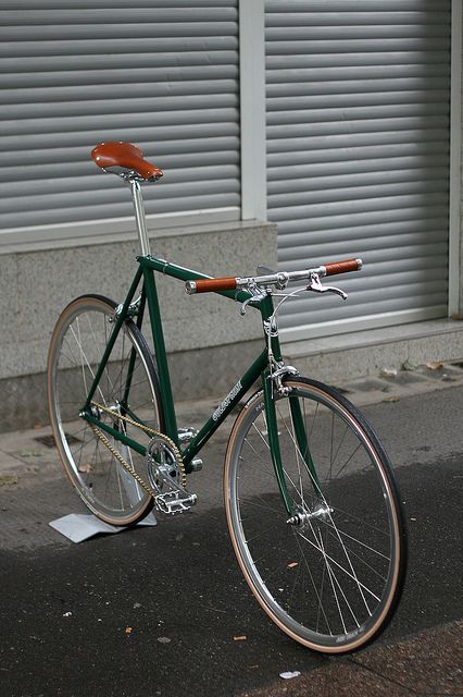 Bici Retro, Classic Road Bike, Road Bike Vintage, Stylish Bike, Green Bike, Urban Bicycle, Bicycle Decor, Velo Vintage, Retro Bicycle