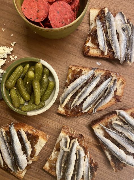 Dinner: A Love Story Easy White Anchovy Toasts Nye Food, Anchovy Recipes, Winter Recipes, A Love Story, Spanish Food, Toast Recipes, Anchovies, Caramelized Onions, Photography Inspo