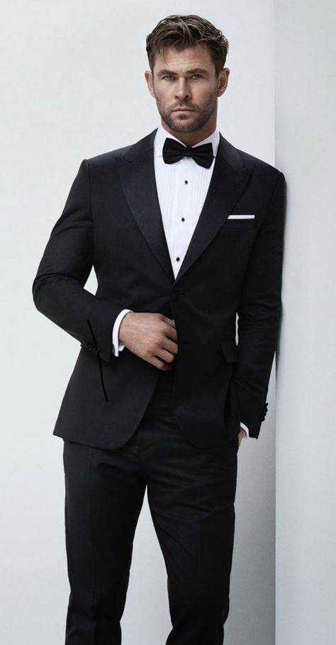 Suit Photoshoot, Men's Tuxedo Wedding, Wedding Suits Men Black, Groom Suit Black, Groom Tux, Wedding Tux, Black Suit Men, Black Suit Wedding, Costume Noir