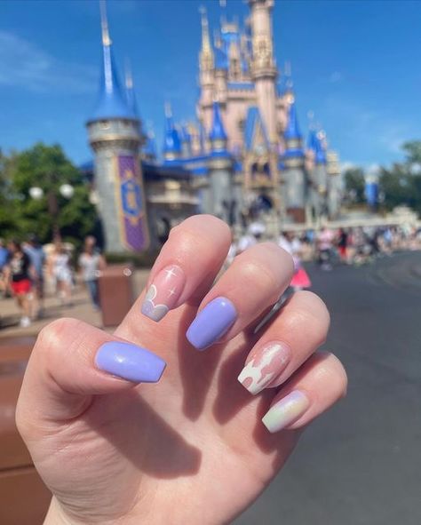 PERRYSBURG OH NAIL ARTIST💅 on Instagram: "Magic Kingdom🏰💞💜💟 Disney bound!   This my bestie🙌 •structure gel mani  •3 hrs  @luminary_nail_systems base growth  @luxapolish polish @luminary_nail_systems nail art brushes   #disneynails #characternail #cloudnails #structuregel #naturalnails #nailartaddict #mickeynails #mickeymouse #cinderella #disneyworld" Aubrey Nails, Disney Inspired Nails Acrylic, Cinderella Nails, Disney Themed Nails, Disney Inspired Nails, Mickey Nails, Disney Nail, Themed Nails, Gel Mani