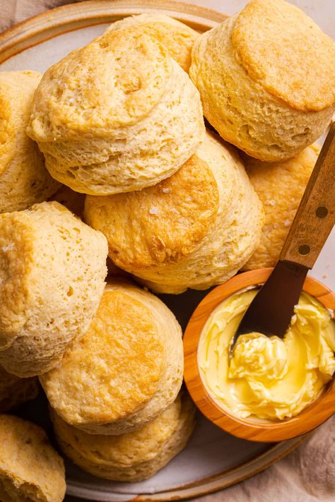 Tender & Fluffy Buttermilk Biscuits Easy Buttermilk Biscuits, Fluffy Buttermilk Biscuits, Buttermilk Biscuits Easy, Southern Buttermilk Biscuits, Frozen Biscuits, Homemade Buttermilk Biscuits, Buttermilk Biscuits Recipe, Fluffy Biscuits, Biscuit Bread