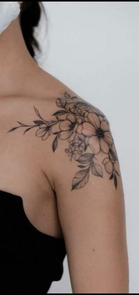 Tatto Shoulder For Girl, Tattoos Flowers Sleeve, Daisy Shoulder Cap Tattoo, Shoulder Clavicle Tattoo For Women, Womans Shoulder Tattoo, Jasmine Flower Tattoo Shoulder, Girly Shoulder Tattoo, Wild Flower Shoulder Tattoo, Water Lily Shoulder Tattoo