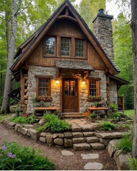 House Ideas Minecraft, Cottages In The Woods, Small Stone Cottage, Small Rustic House, Stone Cabin, Mountain Home Exterior, Stone Exterior Houses, Tudor Cottage, Log Cabin Rustic