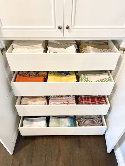 Table Linen Storage, Organizing Your Pantry, Wooden Bins, Closet Refresh, Clutter Free Kitchen, Decor Organization, Linen Closet Organization, Professional Decor, Home Organisation