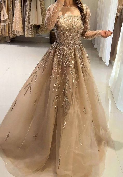 Engagement Gown, Reception Gowns, Engagement Gowns, Party Wear Gowns, Gown Party Wear, Lehenga Designs Simple, Reception Gown, Latest Bridal Dresses, Simple Gowns