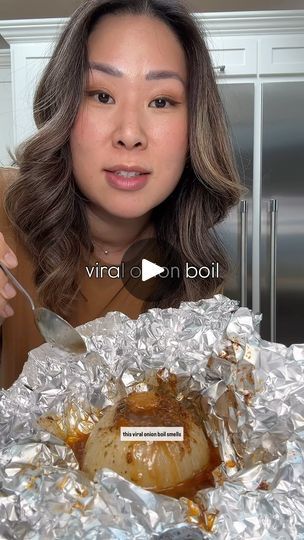 Bake Onions In Oven, How To Cook Seafood Boil, Onion Boil Tik Tok, Onion Boil Recipe, Boiled Onions, Onion Boil, Onion Bread Recipe, Pearl Onion Recipe, Foil Bake