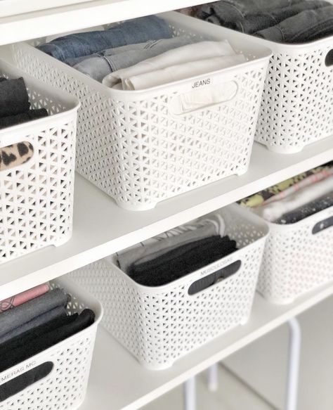 Closet Organisation, Room Organization Bedroom, Closet Hacks, Clothes Storage Boxes, House Organisation, Wardrobe Organisation, Clothes Closet Organization, Linen Closet Organization, Clothes Organization Diy