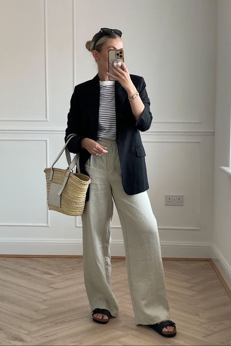 Tailored Linen Trousers curated on LTK Linen Blazer Outfit, Linen Trousers Outfit, Black Linen Trousers, Spring Blazer, Trouser Outfit, Minimal Outfit, Summer Linen, Blazer Outfits, Linen Trousers