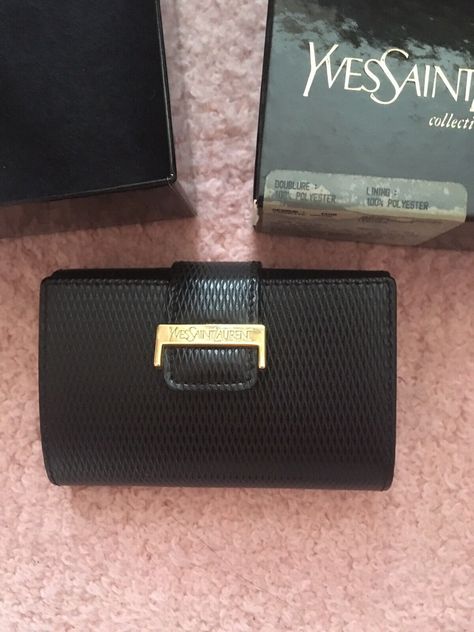 Lv key pouch